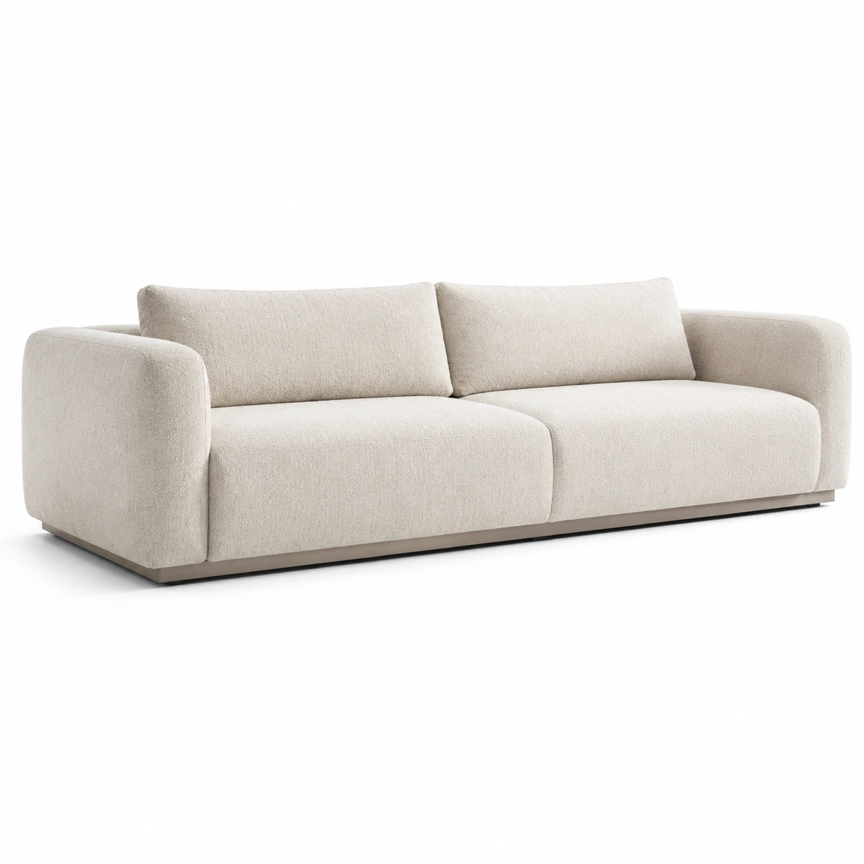 Divano tre posti in tessuto beige con cuscini inclusi